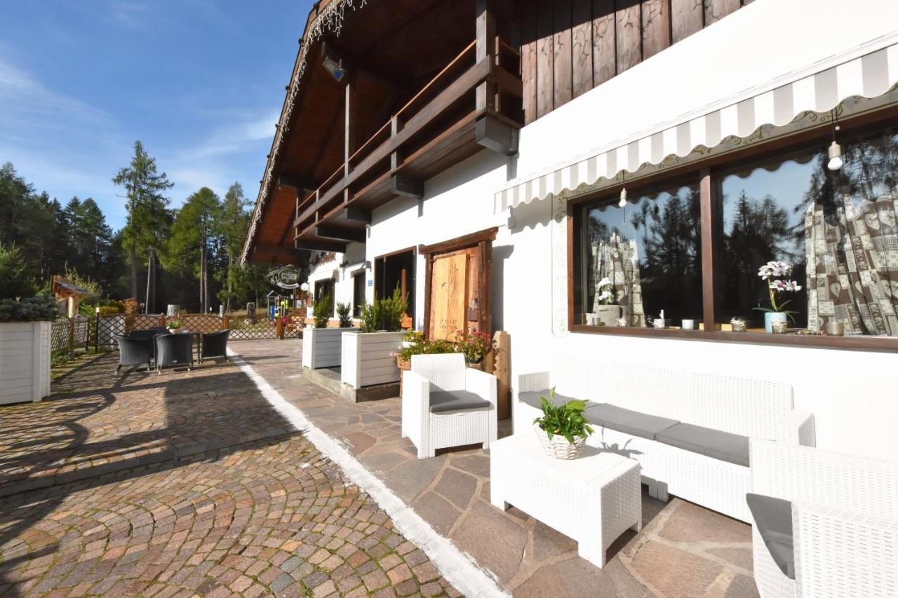Lo Chalet delle Ville Varena Esterno foto